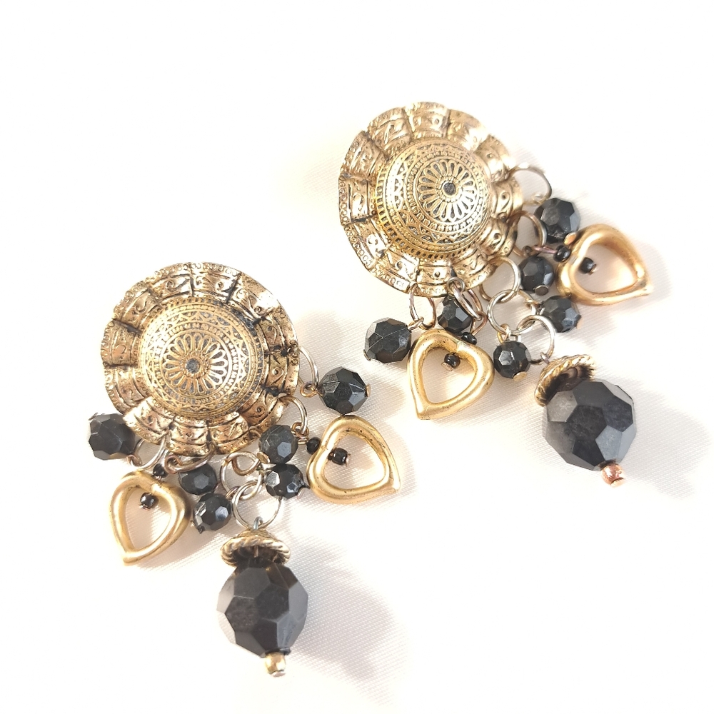Vintage Women's Brass Banana Bob Earrings Hearts, Beads Old Gold Tone/Black
